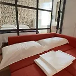 Stylish Apartment Next To Moscova