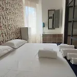 Stylish Apartment Next To Moscova
