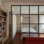 Stylish Apartment Next To Moscova